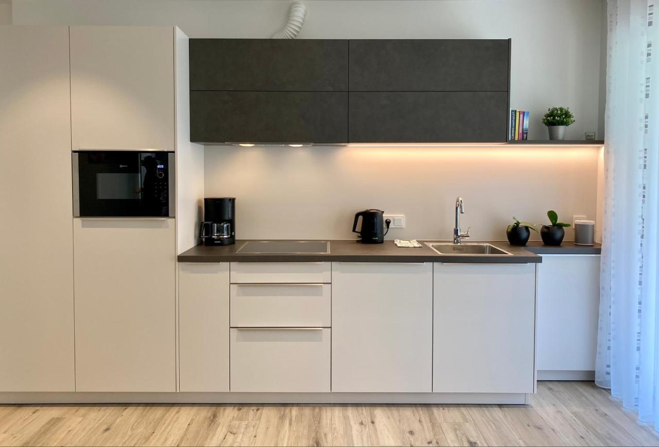 Neu, Zentral, Sonnig, Garage Inklusive Appartamento *