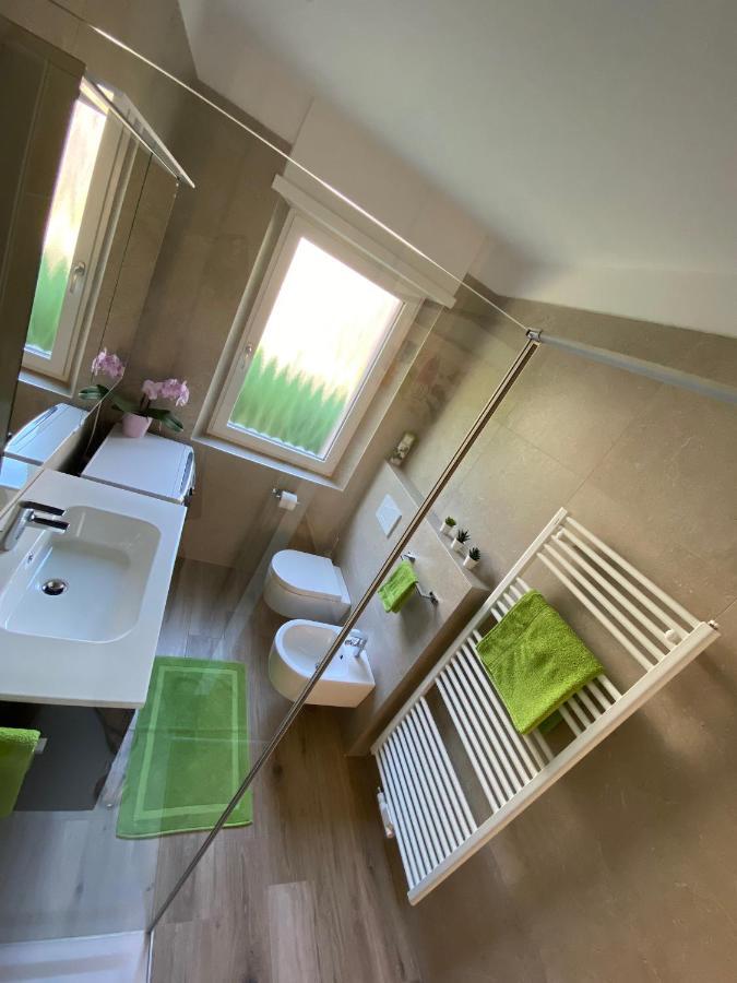 Neu, Zentral, Sonnig, Garage Inklusive Appartamento