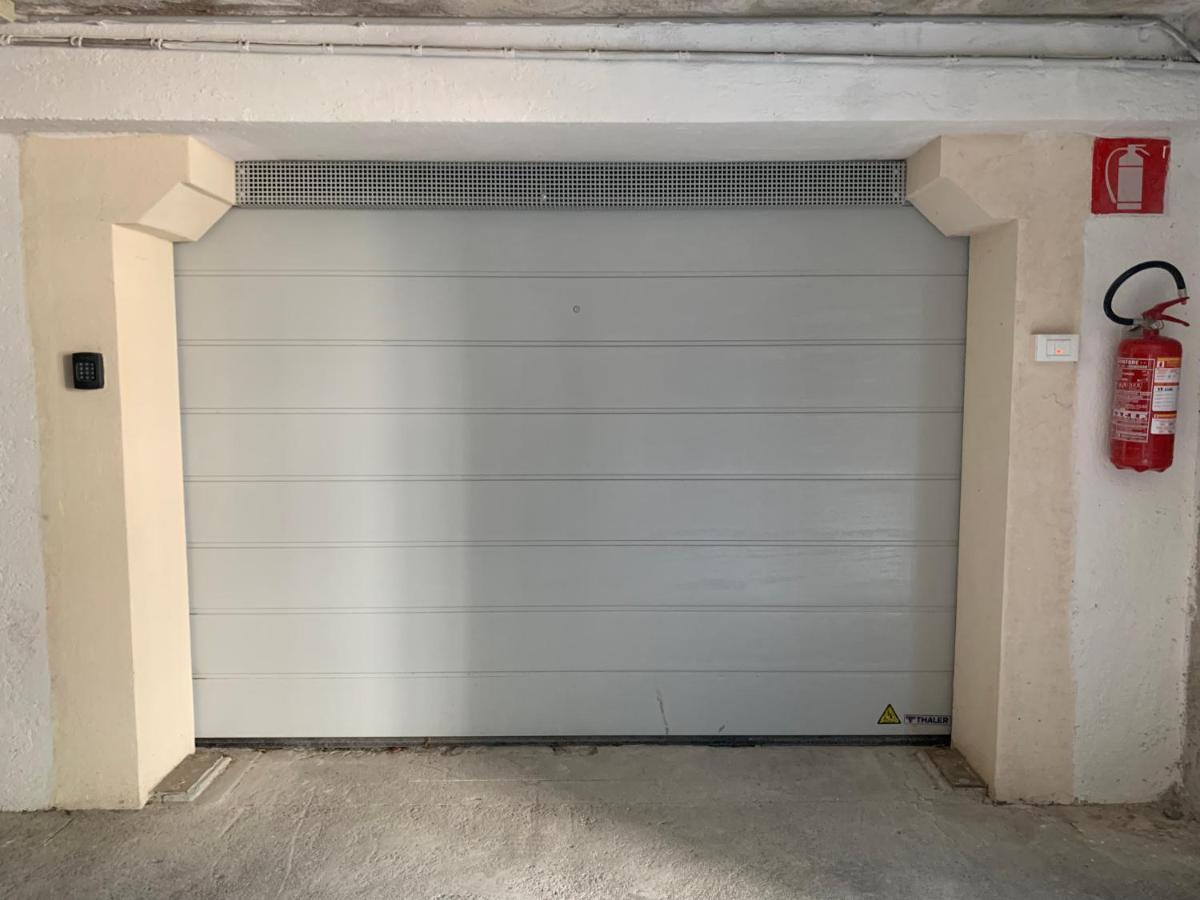 Neu, Zentral, Sonnig, Garage Inklusive Appartamento